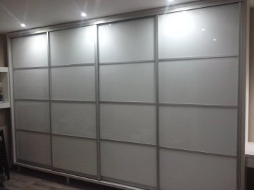 Vestavěná skříň – Bolatice