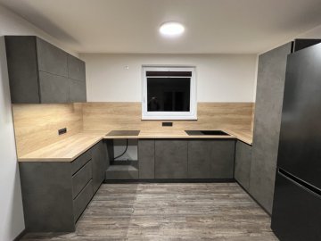 Kuchyně na míru – Chuchelná